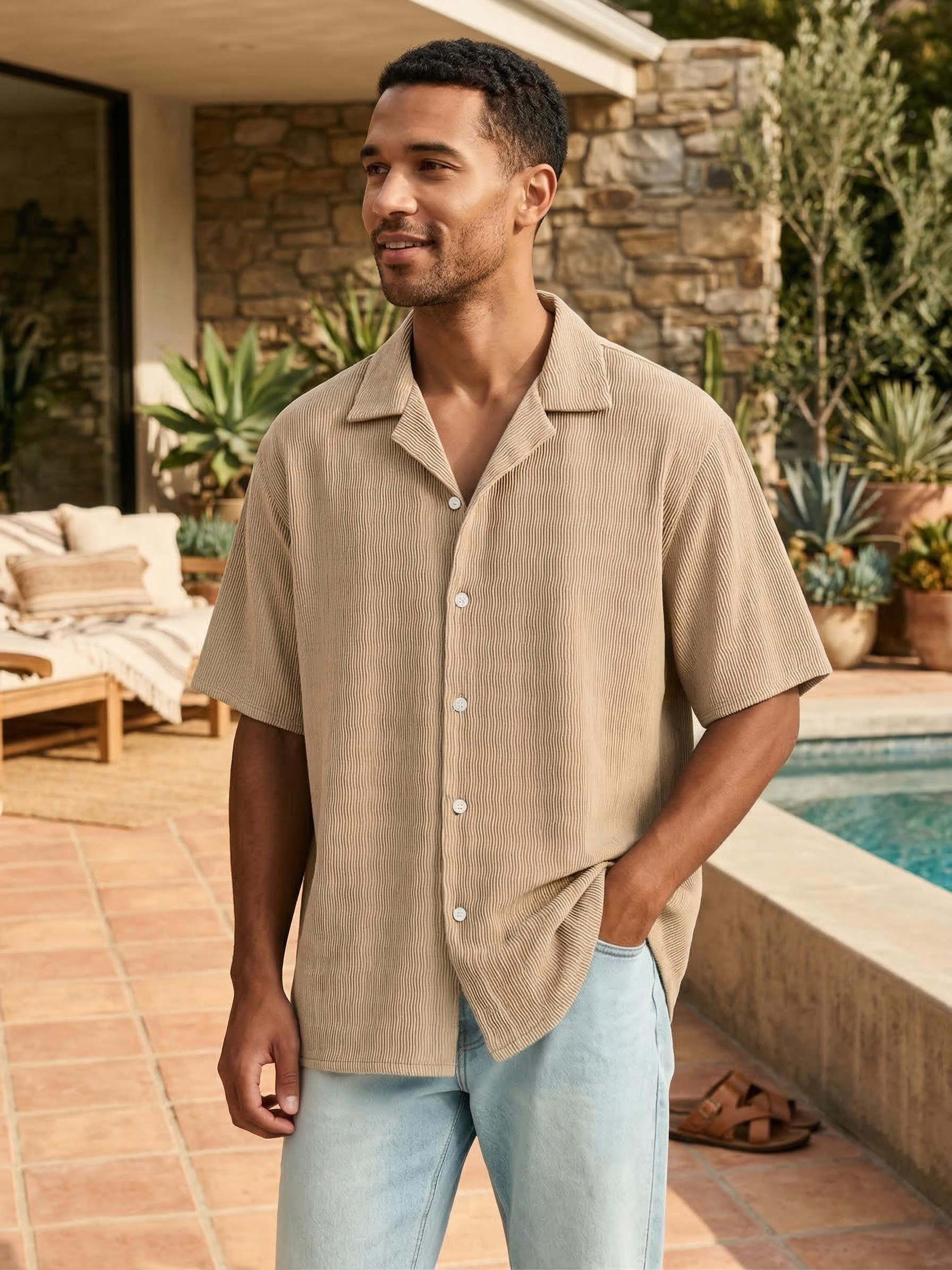 Men's Casual Vacation Breathable And Comfortable Vertical Striped Short-sleeved Shirt