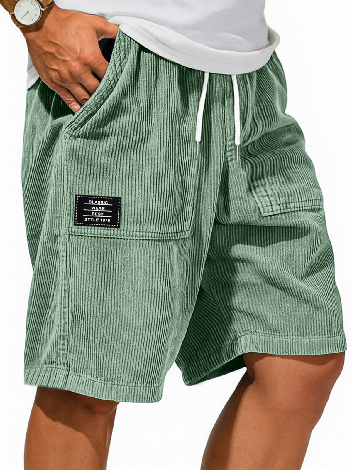 Men's Retro Solid Color Design Sense Logo Casual Shorts
