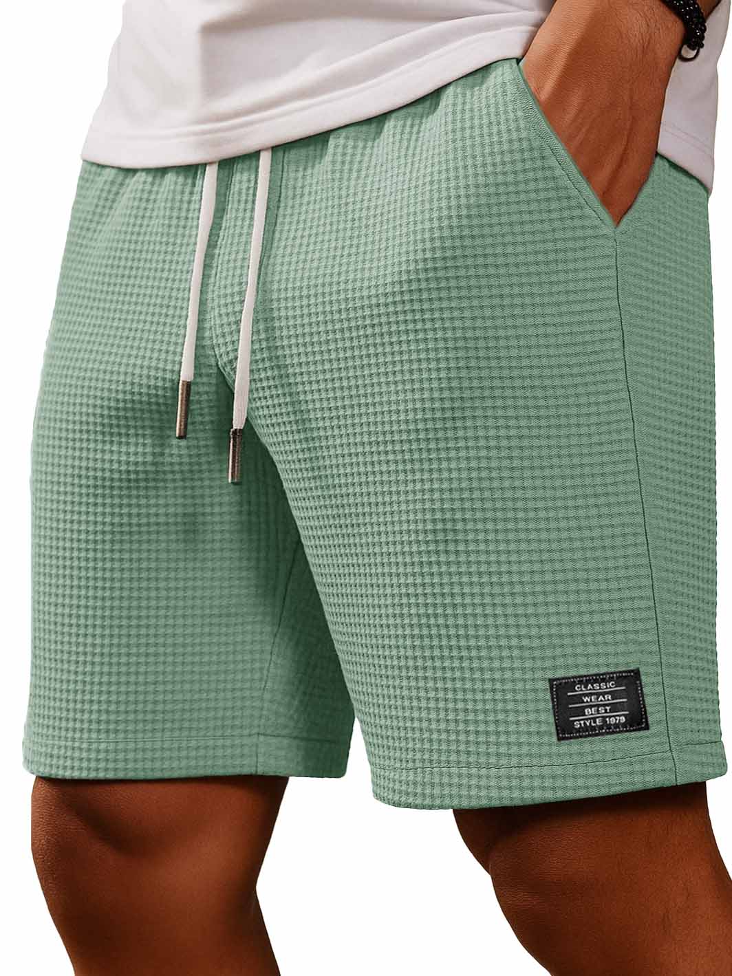 Men's Fashion Everyday Casual Waffle Fabric Embroidered Logo Pocket Shorts