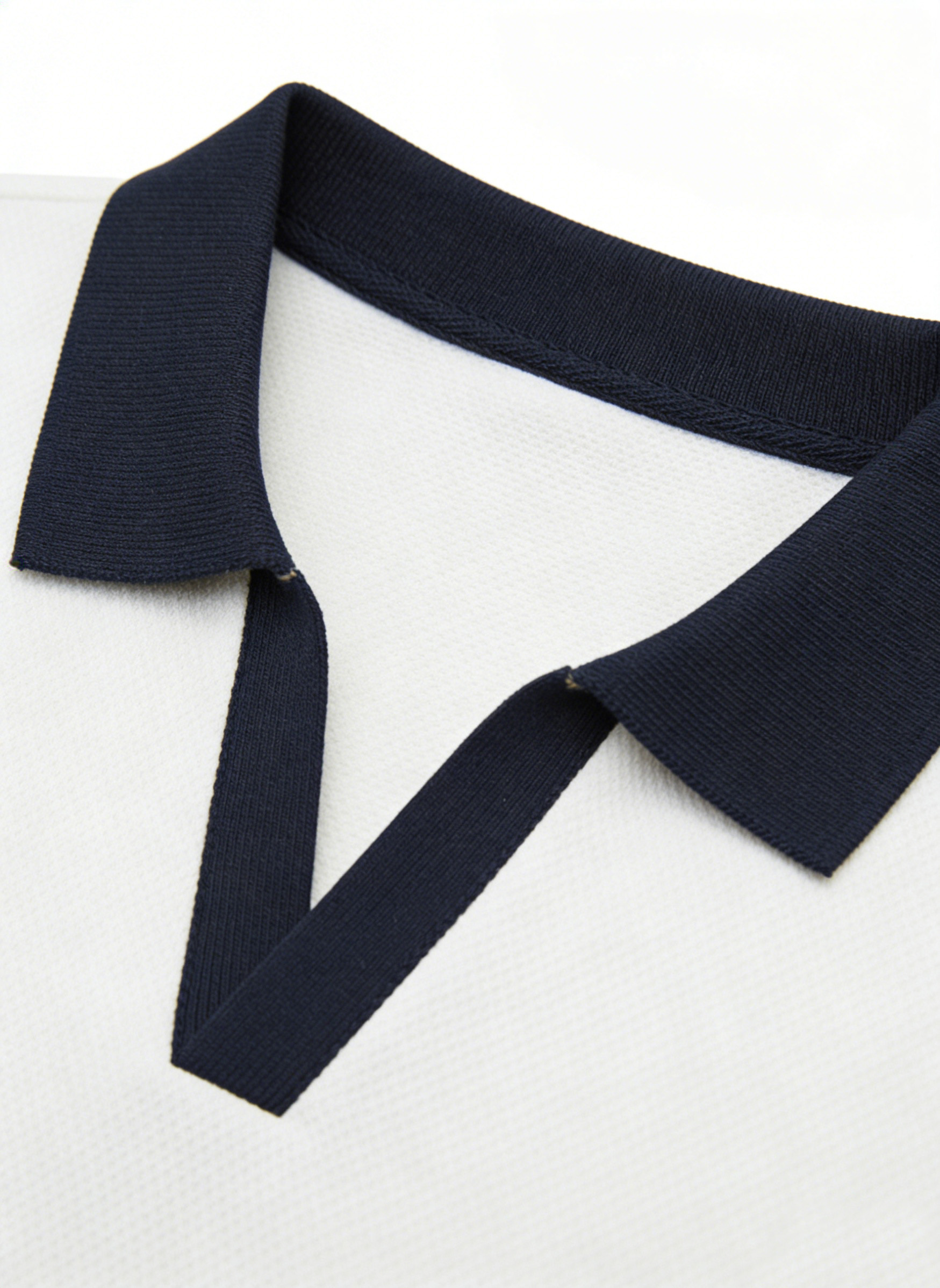 Men's Casual And Comfortable Contrast Color Seagull Collar Short Sleeve Polo Shirt