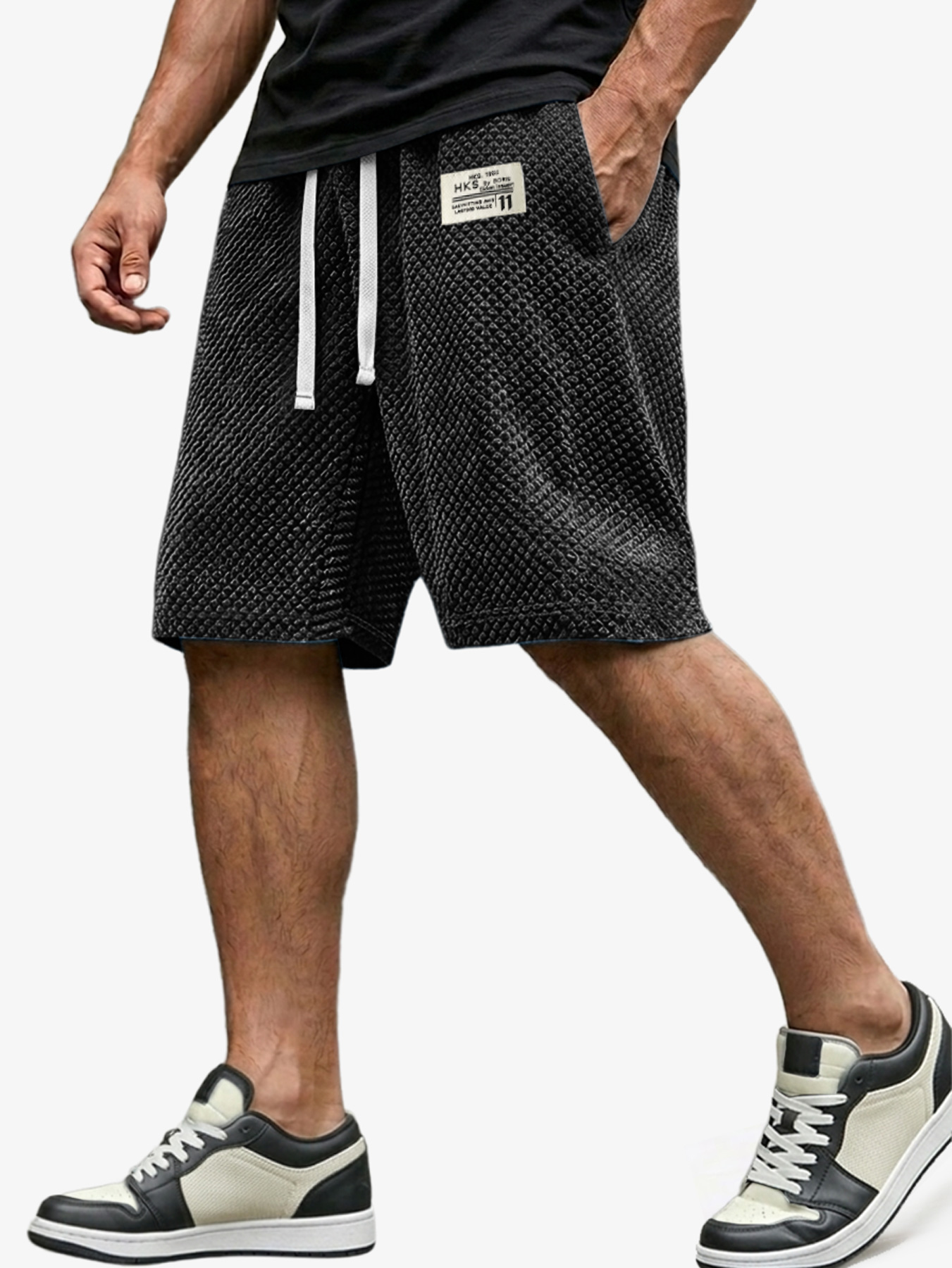 Men's Casual Loose-fitting Shorts With Textured Embroidered Logo